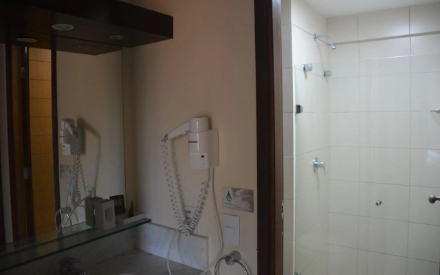 Elegance Flat - Beira mar - Apto202 luxo lateral