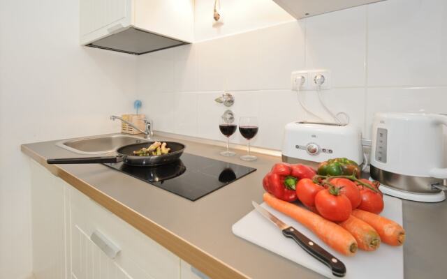 Hello Lisbon City Apartments