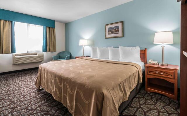 Quality Inn & Suites Sequim at Olympic National Park
