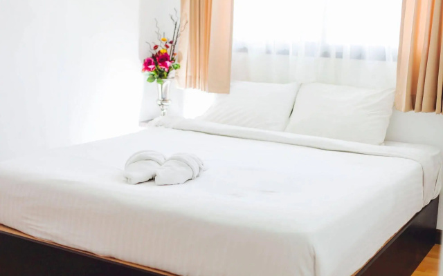 Basic Line Hotel at Loikroh