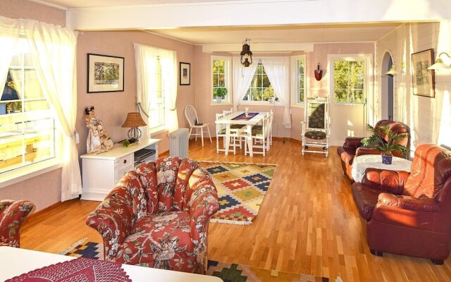 Holiday Home in Ballstad