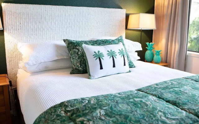 Emerald Inn