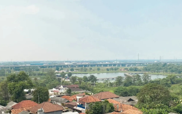 Best Spacious 3Br At Meikarta Apartment