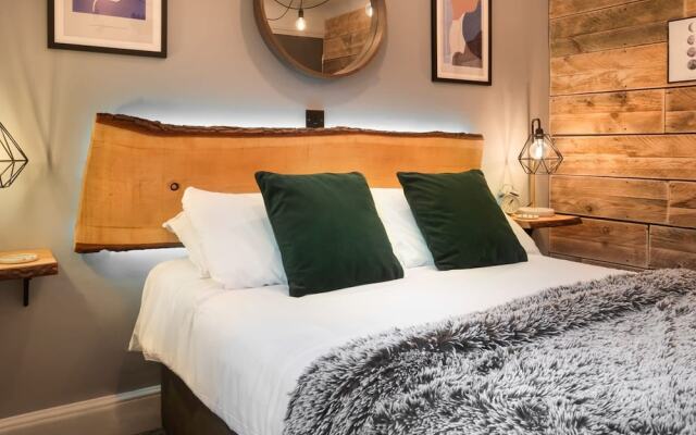 Windermere Central Hotel - Room 1