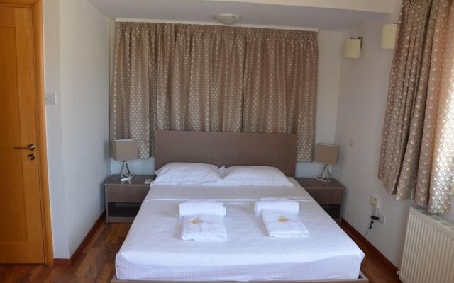 Anthorina Villa 18
