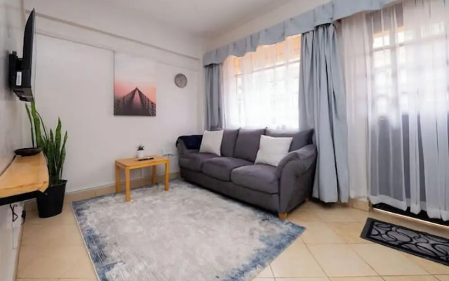 Lux Suites Bida Furnished Apartments