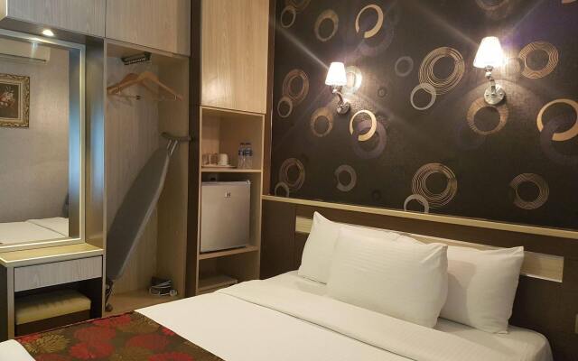 Orange World Hotel