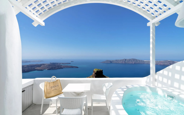 Tholos Resort