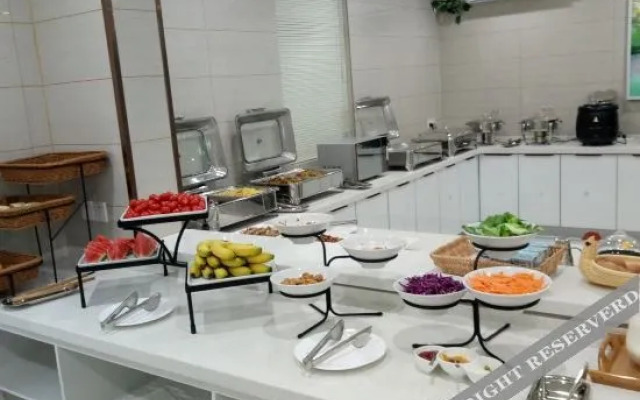 Vatica Hotel (Suining Bayi West Road)