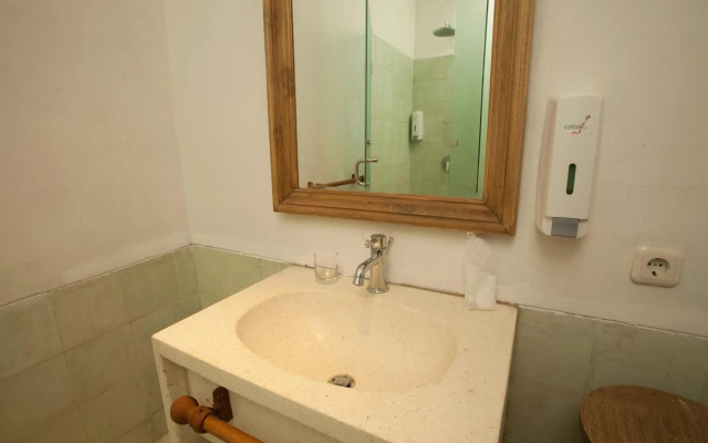 Adhisthana Hotel