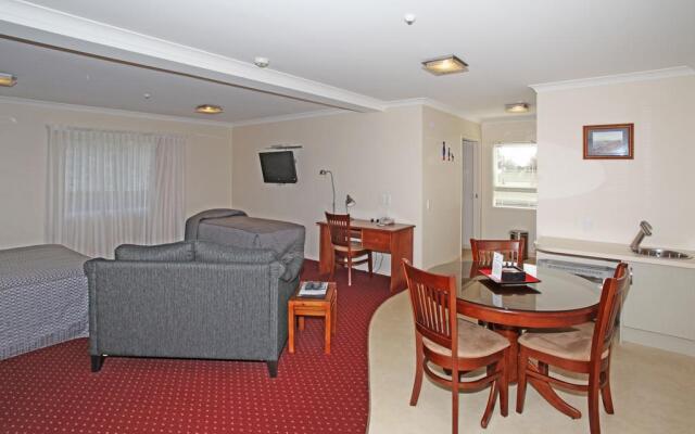 Touchwood Motor Lodge