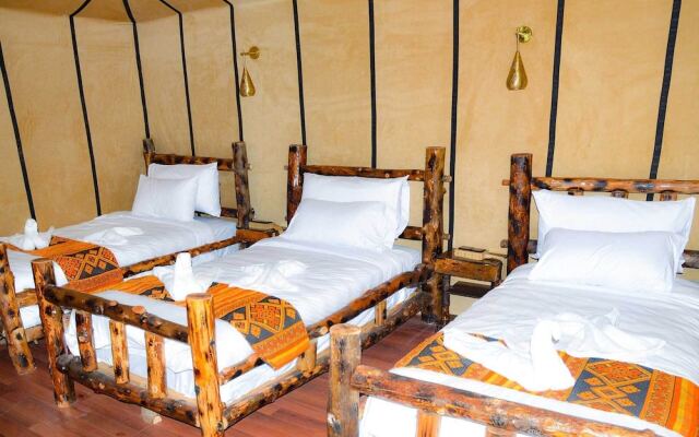 Relaxing desert camp