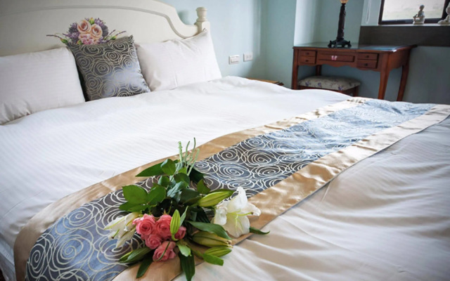 Riverbank B&B