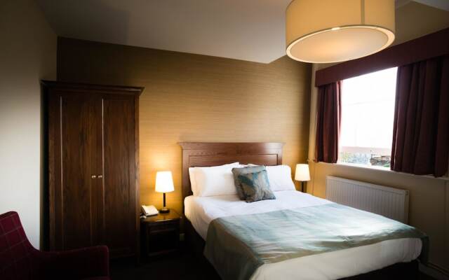 Antelope Hotel by Greene King Inns