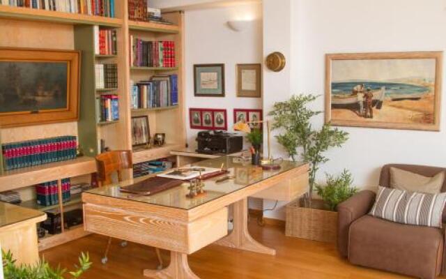 Athens Sea View Apartment