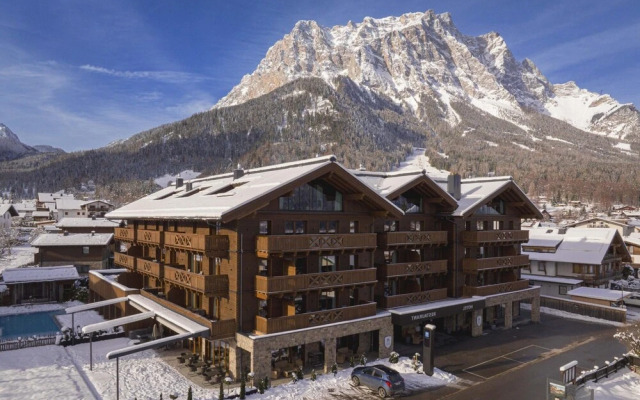Welcoming Chalet With Balcony