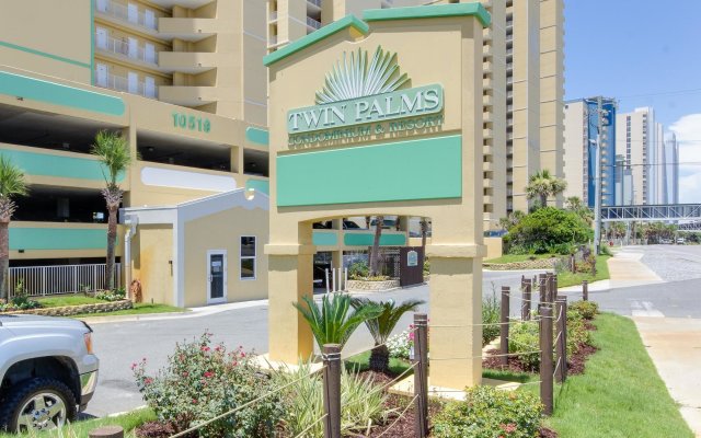 Twin Palms by Book That Condo