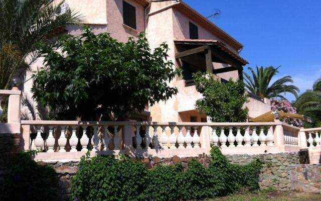 Villa Sam Suffit