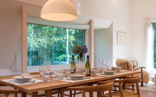 Chalet W by H2 Life