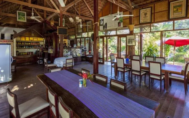 Sinouk Coffee Resort