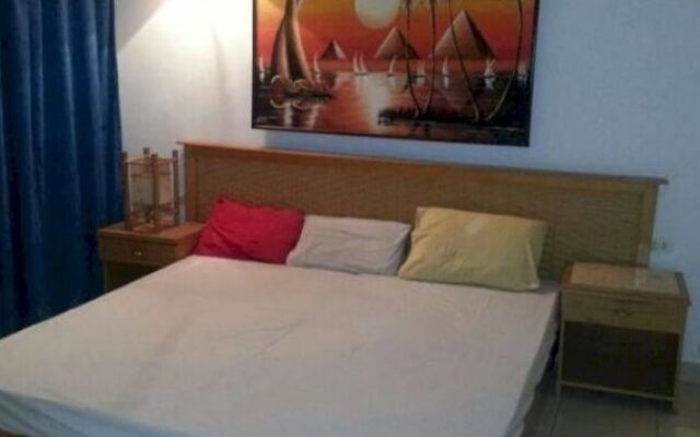 E Tours Apartments
