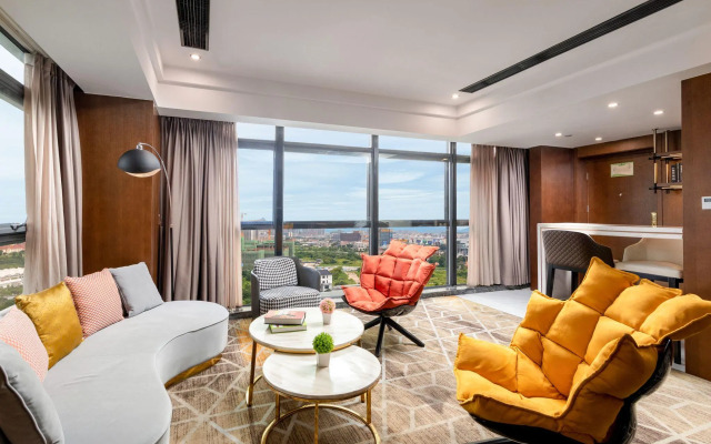 Park Lane Hotel