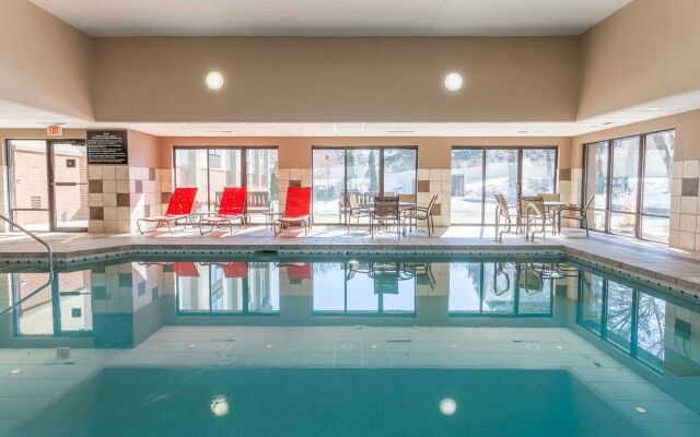 Hampton Inn Madison East Towne Mall Area