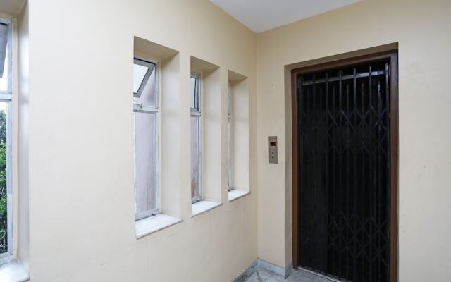 OYO 15966 Hotel Shivam