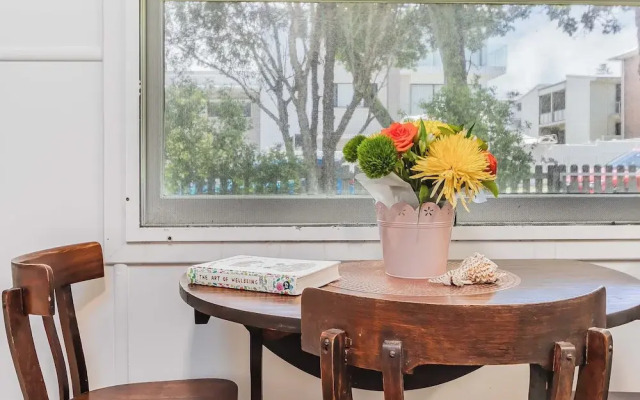 Cozy Pet Friendly Beach House