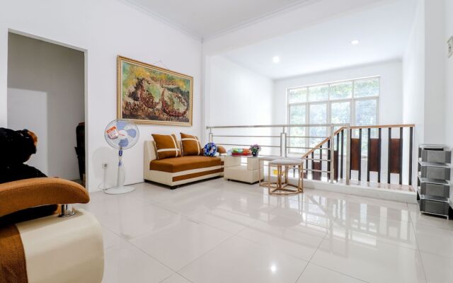 Emerald Residence