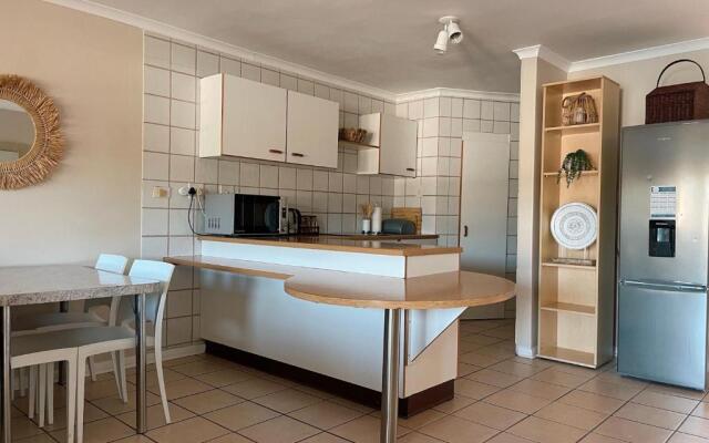 Waterfront 2 Bedroom Apartment