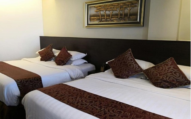 J Suites Hotel