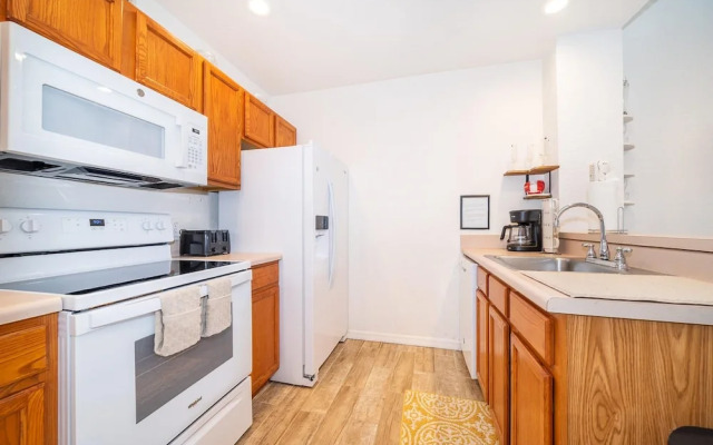 Enchanted Townhome Near Disney Parks 3Br