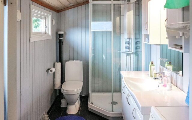 10 Person Holiday Home in Vikersund