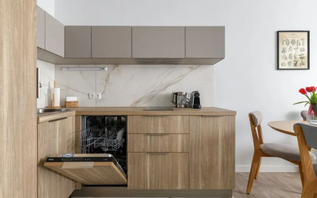 Апартаменты НайсПлэйсСПБ на Большеохтинском проспекте, д.15 к.2