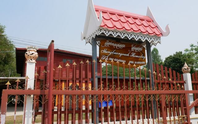 Muangluangraek Homestay