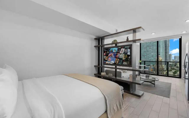 Stunning Bay View Studio