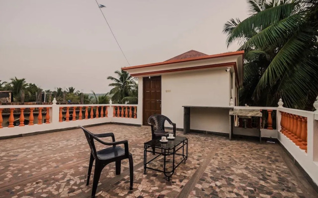 OYO 19027 Home Peaceful 2BHK Arambol