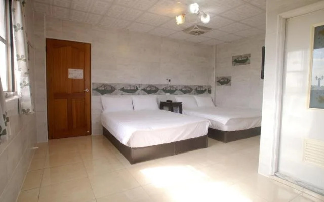 Red Crown Jacana B&B