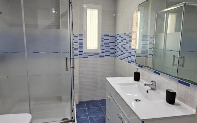 Spacious Holiday Home With Shared Pool