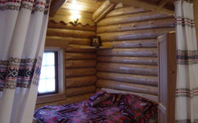 На Озере С Конюшней