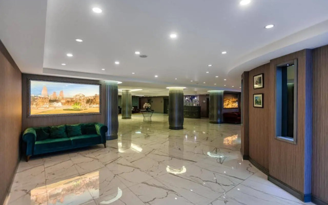 Sky Hotel Baku