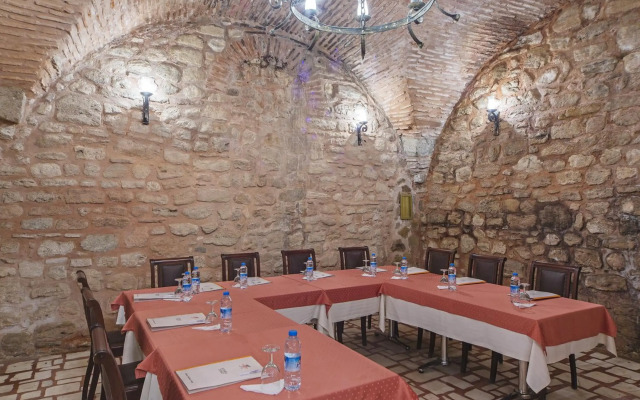 History Hotel
