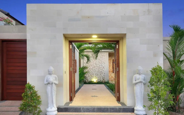J Villa Canggu