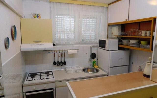 Apartment Doni