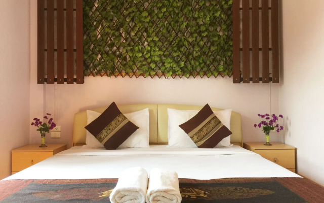 Khaolak Grand City