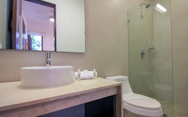 Amazing Family 2BR Ground Floor Condo with Terrace