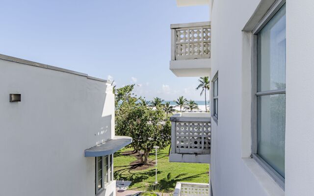 Strand on Ocean by Sunnyside Hotels