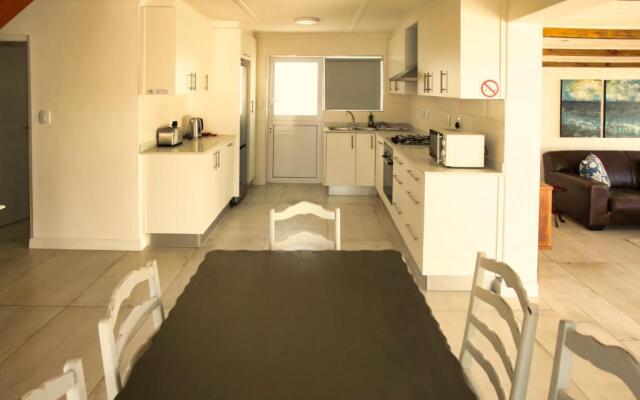 Skiatos Villa, Langebaan 6-Sleeper