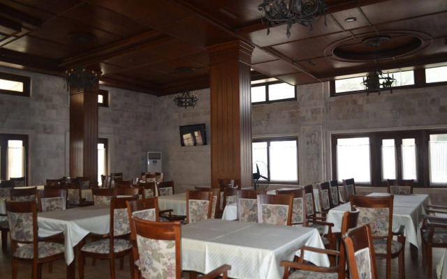 Royal Park Hotel